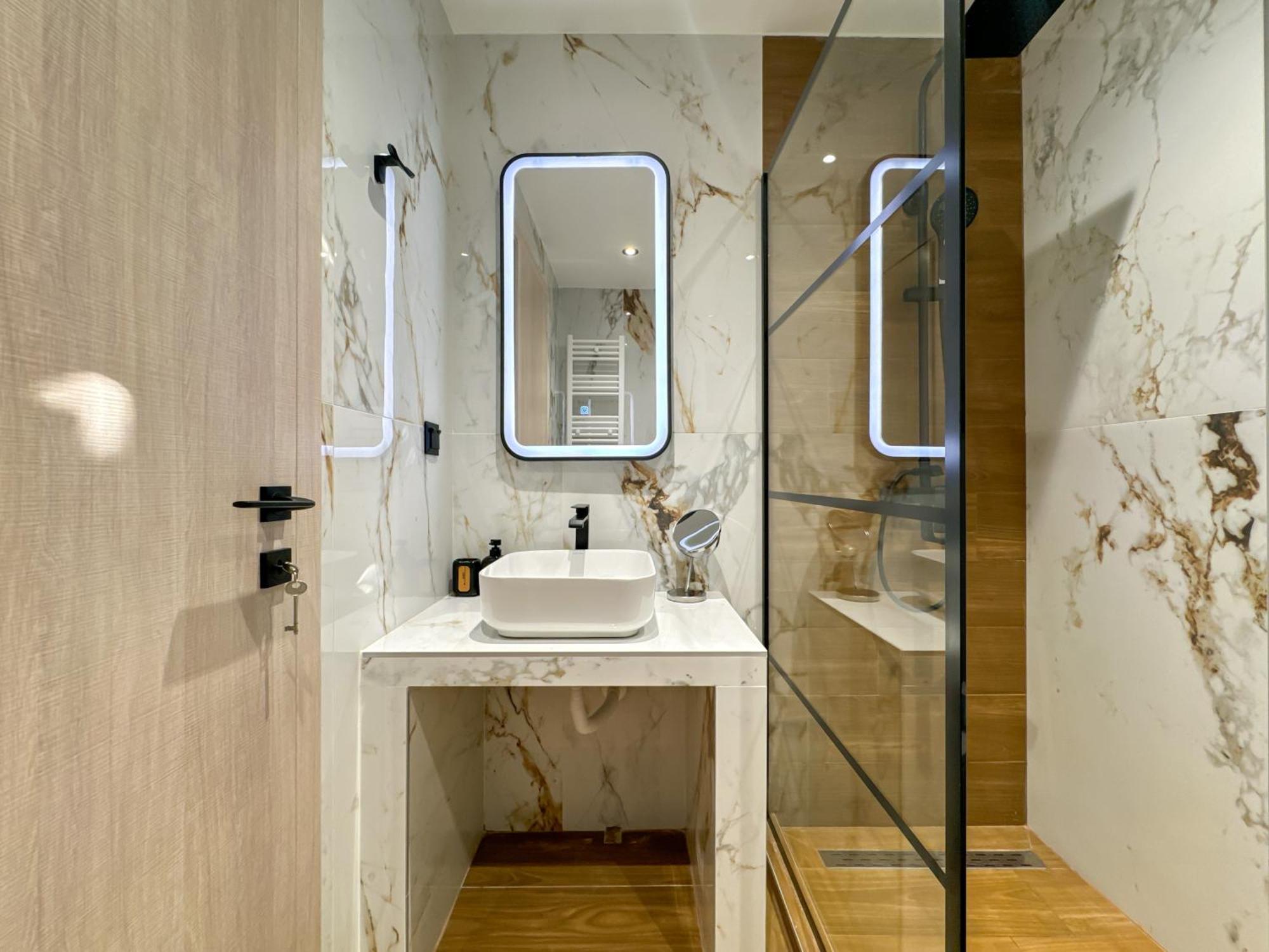 Luxury Downtown Apartment D1 سالونيك المظهر الخارجي الصورة